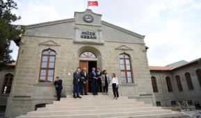 Vali Yunus Sezer’den Belediye Başkanı Mustafa Helvacıoğlu’na ziyaret